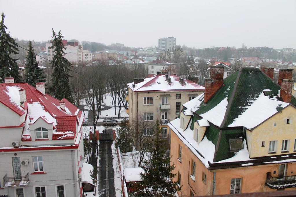 Modern Apartment On Mechnikova Street 18 Lviv Exterior foto